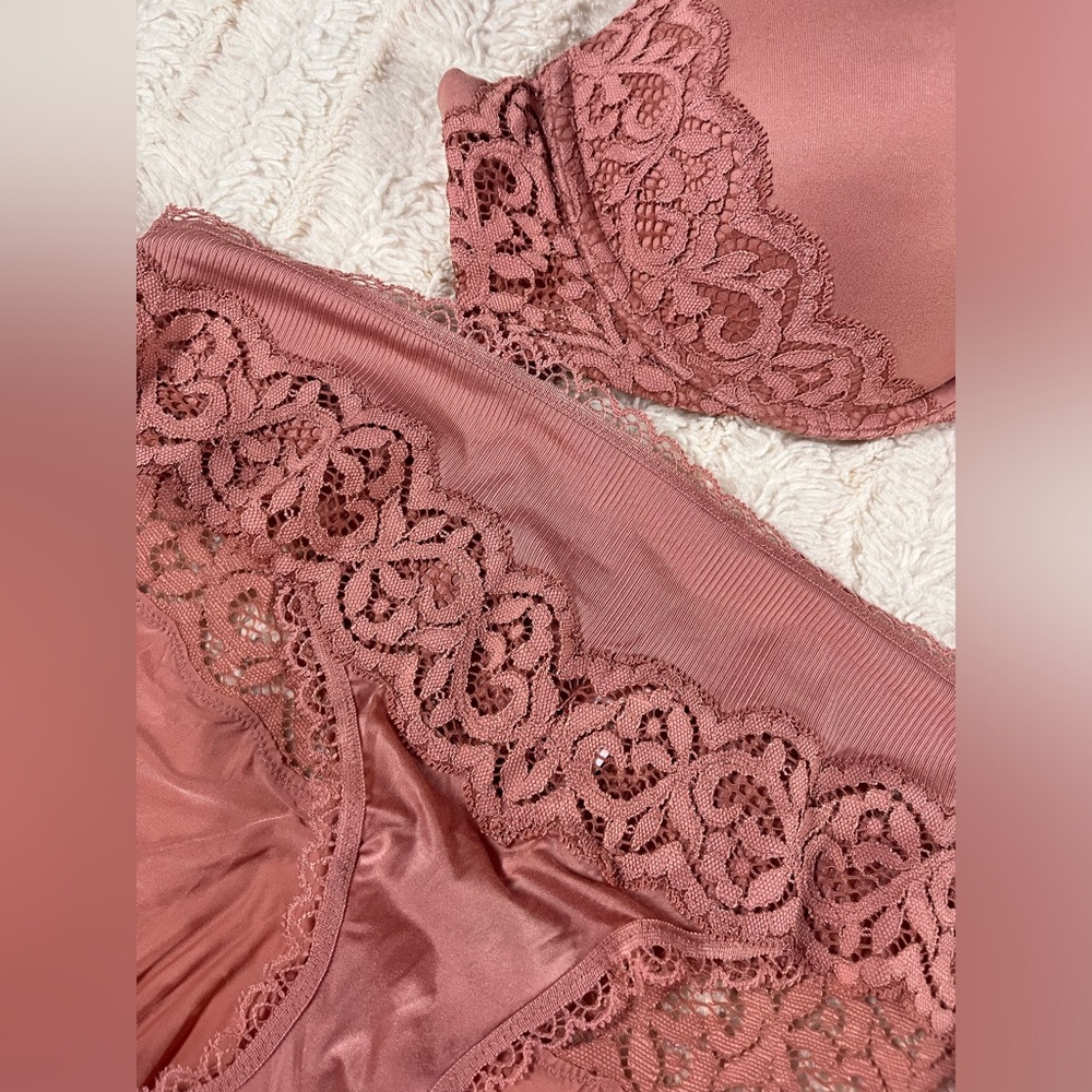 Victoria’s Secret Push Up Bra & Panties Set Rose Clay 36D, L NEW